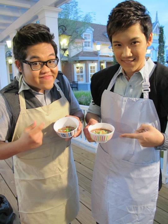 [Ts8] โดม & แกงส้ม @ รายการครัวอินดี้ (23-06-55)