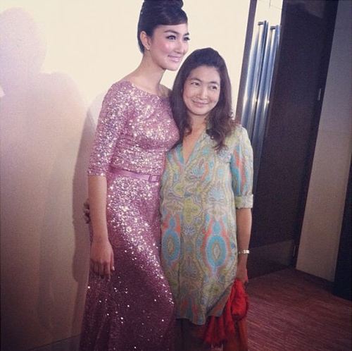 คอลเลคชั่น คู่แม่ &ndash; ลูกดารา สวยสดใสไม่แพ้กัน