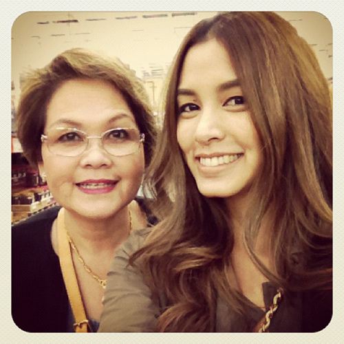 คอลเลคชั่น คู่แม่ &ndash; ลูกดารา สวยสดใสไม่แพ้กัน