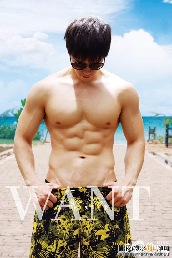 จี โฮ ลี หนุ่มเกาหลี เป้าตุง @ นิตยสาร Want