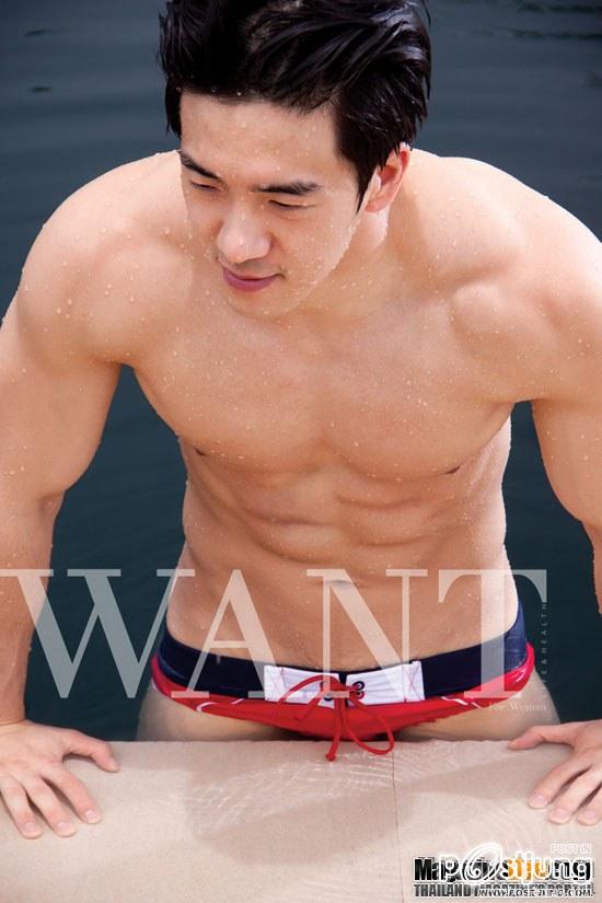 จี โฮ ลี หนุ่มเกาหลี เป้าตุง @ นิตยสาร Want