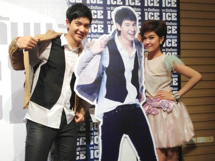 งานแถลงข่าวเปิดอัลบั้มชุดที่ 5 "รักกันนะ" ของ "ไอซ์ ศรัณยู"