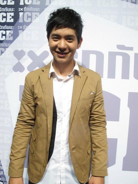 งานแถลงข่าวเปิดอัลบั้มชุดที่ 5 "รักกันนะ" ของ "ไอซ์ ศรัณยู"