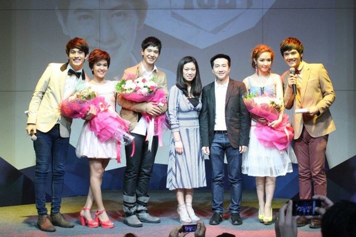 งานแถลงข่าวเปิดอัลบั้มชุดที่ 5 "รักกันนะ" ของ "ไอซ์ ศรัณยู"