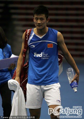 สุดยอด! 2 นักแบด-หน้าตี๋ เป้าตุง เป้าเริ่ด