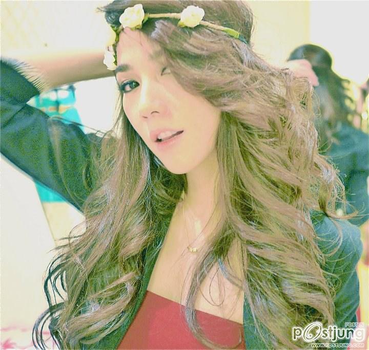 CELEBRITIES & P'S MATERIAL