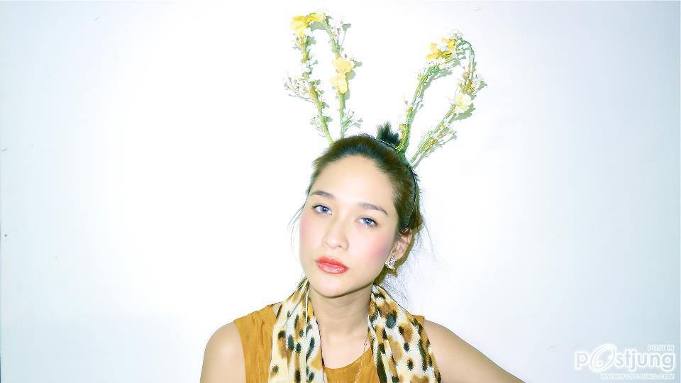 CELEBRITIES & P'S MATERIAL