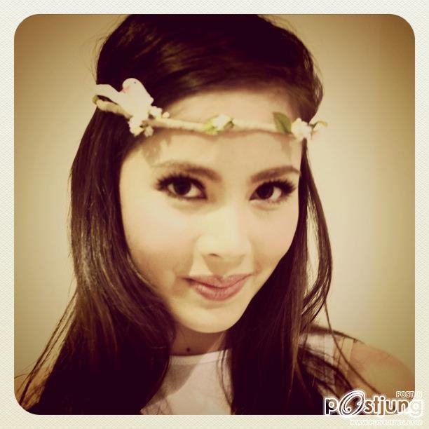 CELEBRITIES & P'S MATERIAL