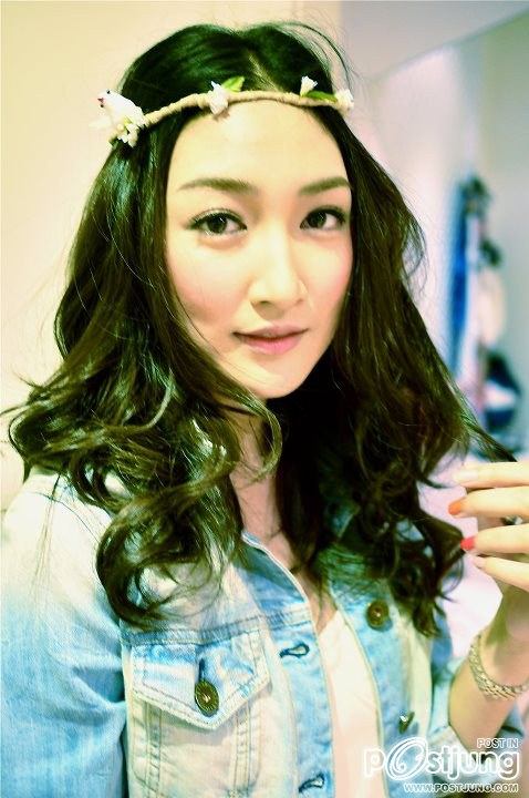 CELEBRITIES & P'S MATERIAL