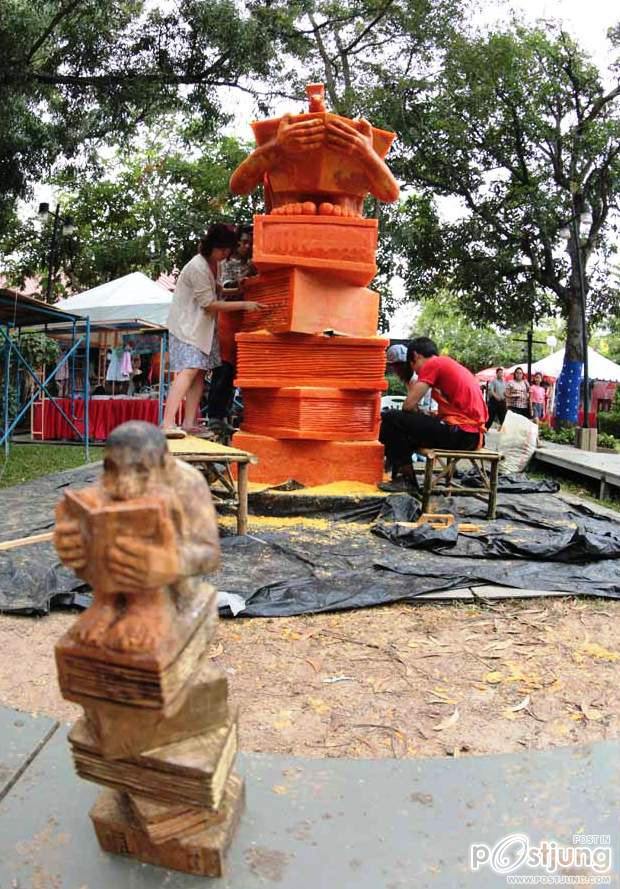 เทศกาลศิลปะเทียนนานาชาติ เมืองอุบล 2555