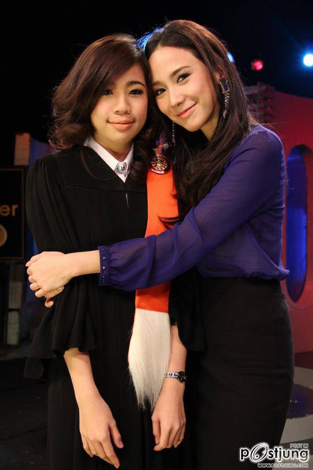 Surprise Superstar !!!