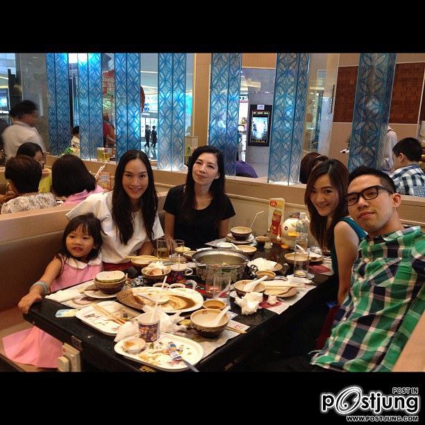 คุณแม่ตุ๊ก ชนกวนันท์ หรือพี่สาวว่ะ สาวมากกกก