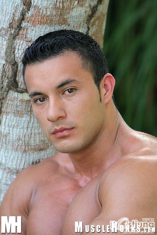 ล่ำมากเกินไปมั้ย