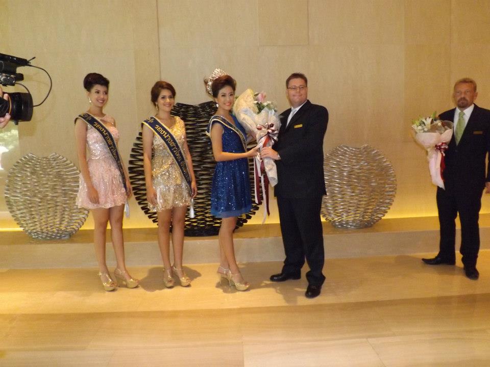 ภาระกิจนางสาวไทย ๒๕๕๕  และรองทั้งสอง