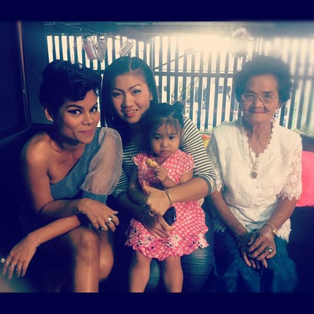 (เปิดใจ) โอปอล์-ปาณิสรา & ครอบครัวแก้ว พงษ์ประยูร @ รายการ เช้าดูวู้ดดี้ (14-8-55)