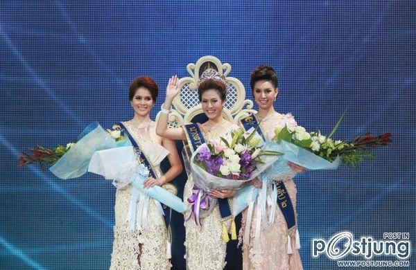 น้องโบว์ลิ่ง นักศึกษาสาวป.โท ธรรมศาสตร์ คว้านางสาวไทยปี55