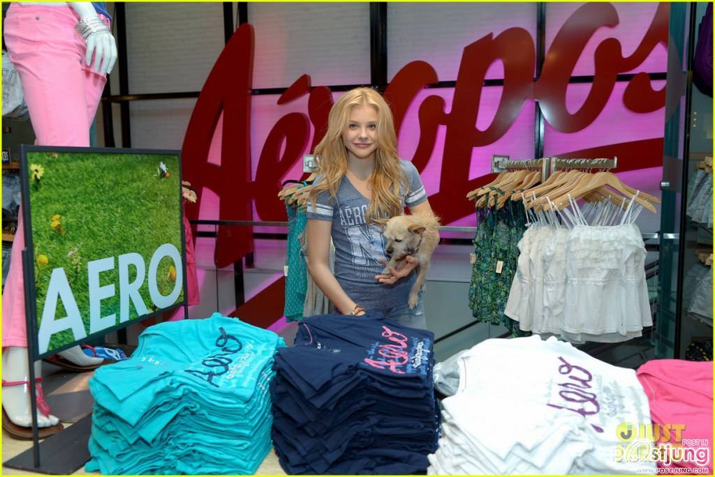 Chloe Moretz: Aeropostale Shopping Trip - Exclusive Pics!