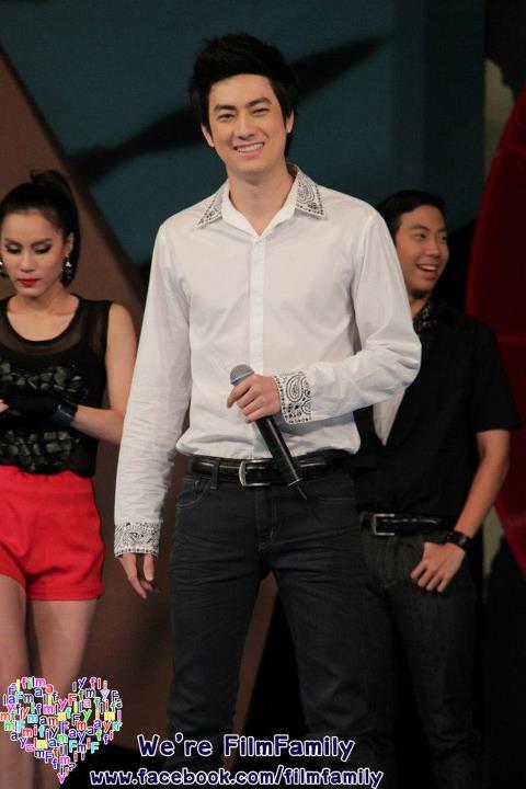 ฟิล์ม-รัฐภูมิ @ รายการ ทูไนท์โชว์