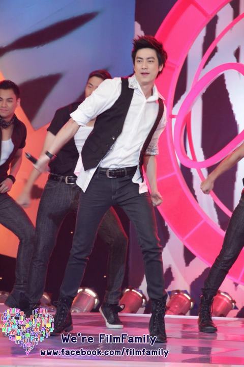 ฟิล์ม-รัฐภูมิ @ รายการ ทูไนท์โชว์