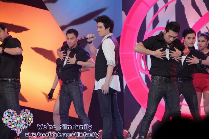 ฟิล์ม-รัฐภูมิ @ รายการ ทูไนท์โชว์