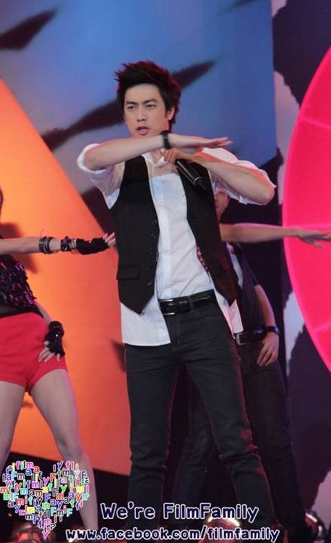 ฟิล์ม-รัฐภูมิ @ รายการ ทูไนท์โชว์