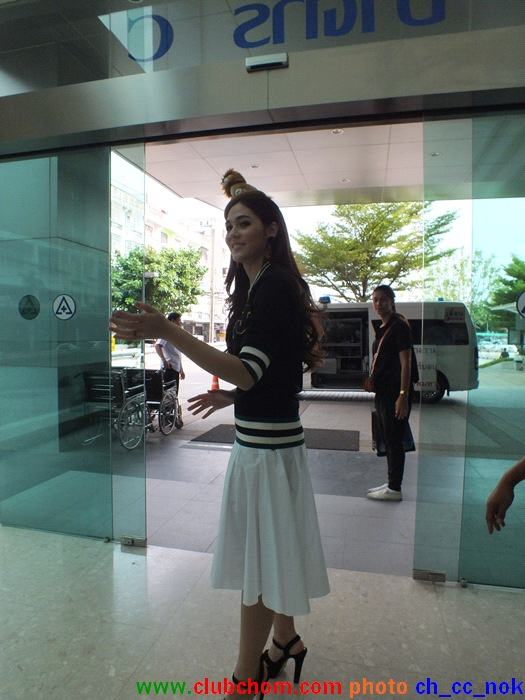 ชมพู่ อารยา ในงานแถลงข่าว 10ปี ศูนย์หัวใจ รพ.รามฯ