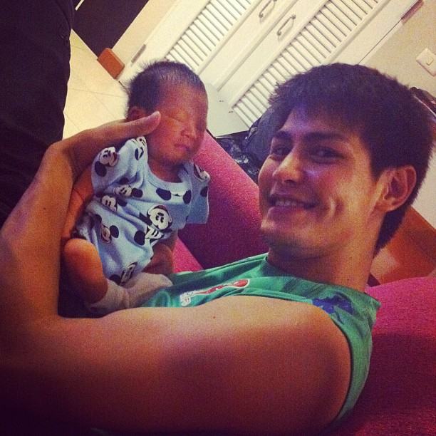 น้องโอเชี่ยน ลูกชาย น้ำ-รพีภัทร ออกมาดูโลกแล้ว!