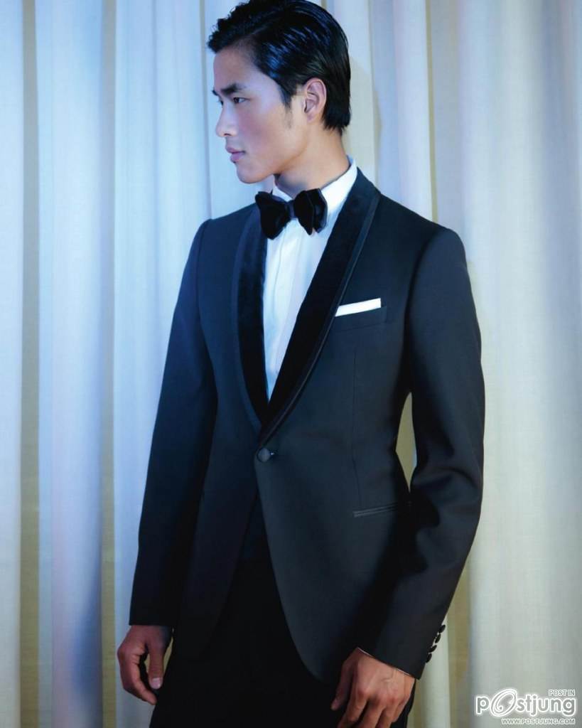 Zhao Lei @ Armani Collezioni Men F/W 2012-13