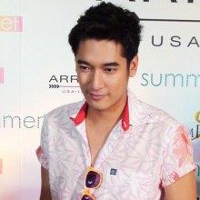 เซอร์ไพร้ส์ วีรภาพ จับไมค์ ฮิพฮอพโย่ววววว