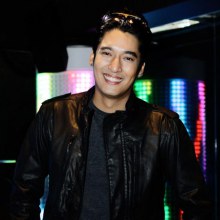 VIP - Brand New Feat.วี วีรภาพ, JayCalo