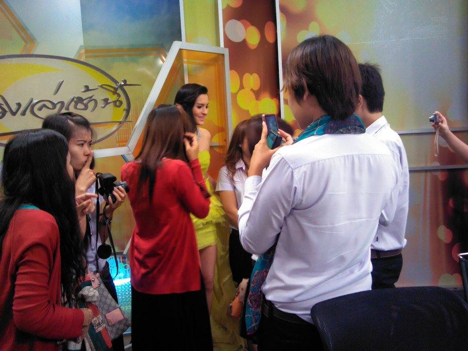 ณฉัตร สัมภาษณ์สดรายการเรื่องเล่าเช้านี้