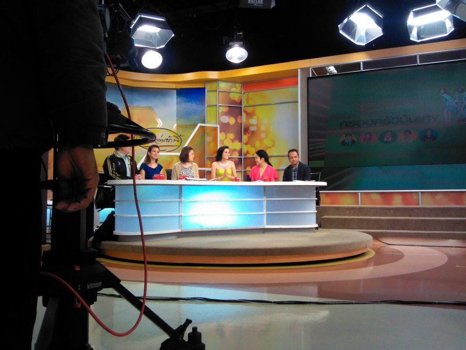 ณฉัตร สัมภาษณ์สดรายการเรื่องเล่าเช้านี้