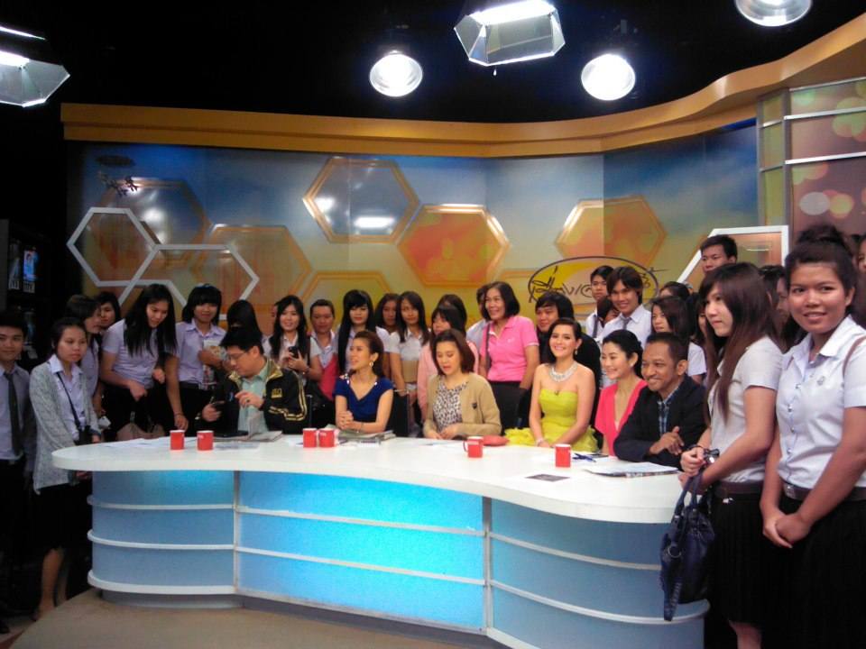 ณฉัตร สัมภาษณ์สดรายการเรื่องเล่าเช้านี้