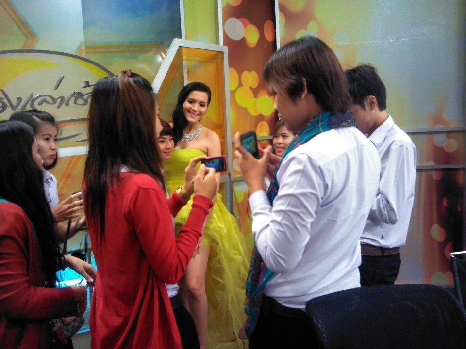 ณฉัตร สัมภาษณ์สดรายการเรื่องเล่าเช้านี้