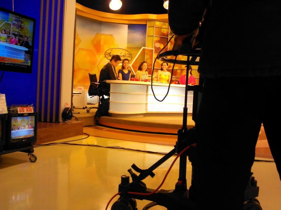 ณฉัตร สัมภาษณ์สดรายการเรื่องเล่าเช้านี้