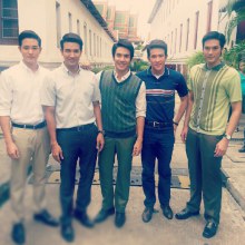 คุณชายทั้งห้าแท็คทีม เข้าฉากเปิดกล้อง  สุภาพบุรุษจุฑาเทพ