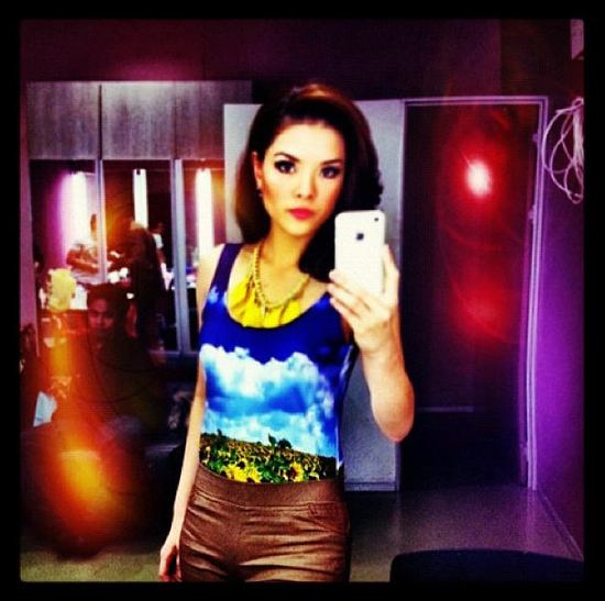 แฟชั่น มินิไซส์ กับสไตล์การแต่งตัวเก๋ ๆ ของดาราสาวร่างเล็ก