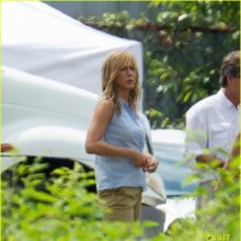 Jennifer Aniston Flashes Bra on 'We're The Millers' Set