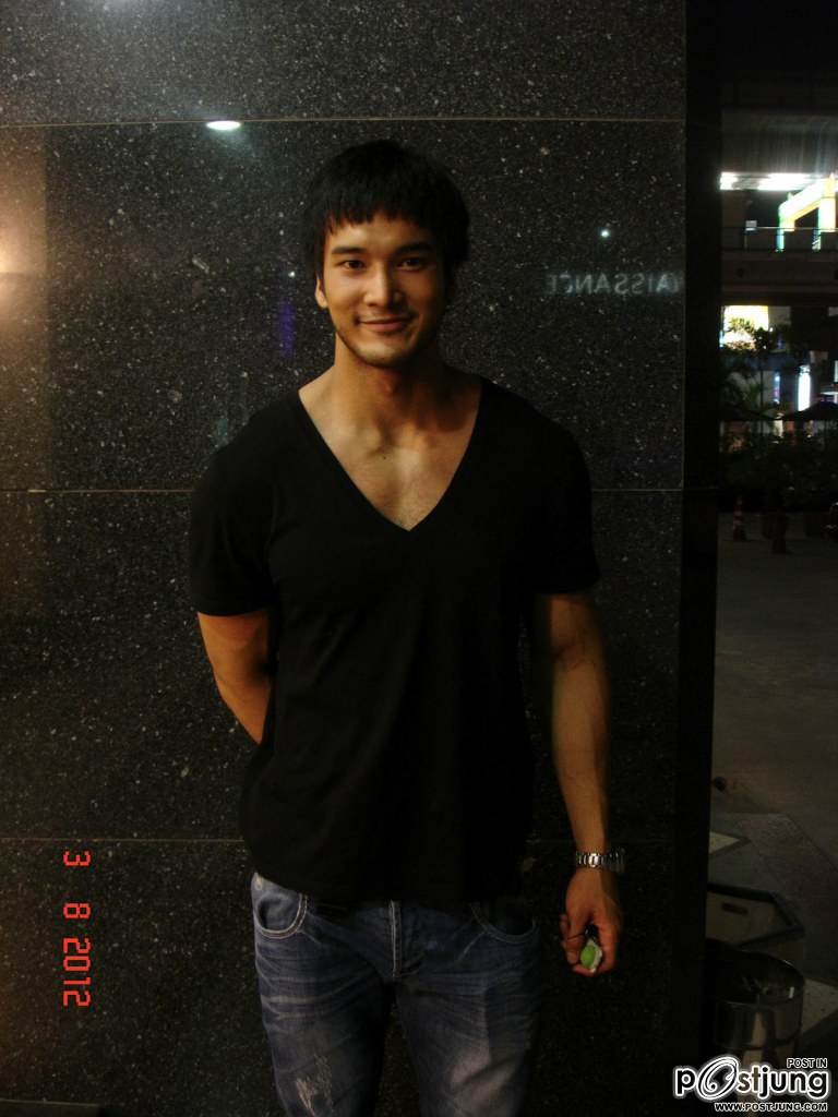 พี่ต๊อปและเพื่อน