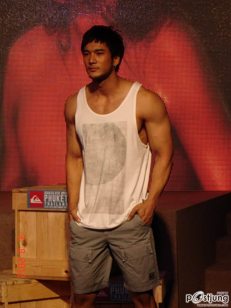 พี่ต๊อปและเพื่อน