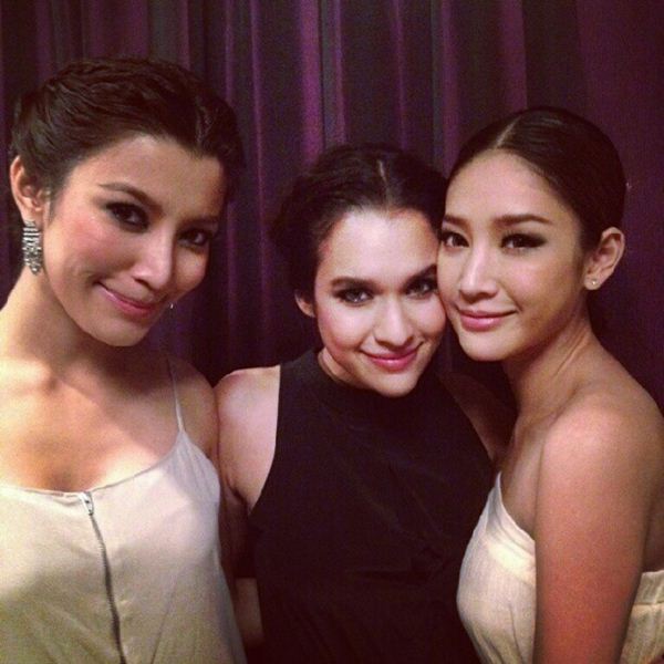 ประชันเริ่ดกันสุดฤทธิ์! ดาราร่วมเปิดร้านเช่าชุด ของ ไอซ์ อภิษฎา