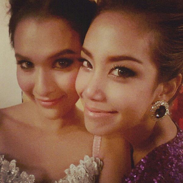 ประชันเริ่ดกันสุดฤทธิ์! ดาราร่วมเปิดร้านเช่าชุด ของ ไอซ์ อภิษฎา