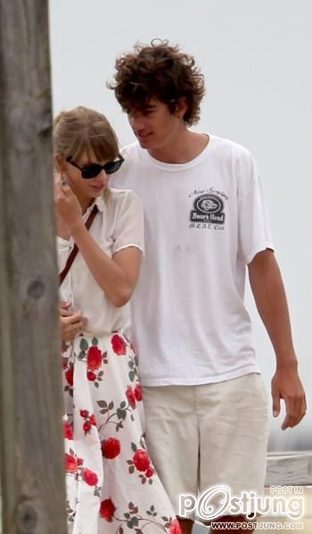 Taylor Swift & Conor Kennedy