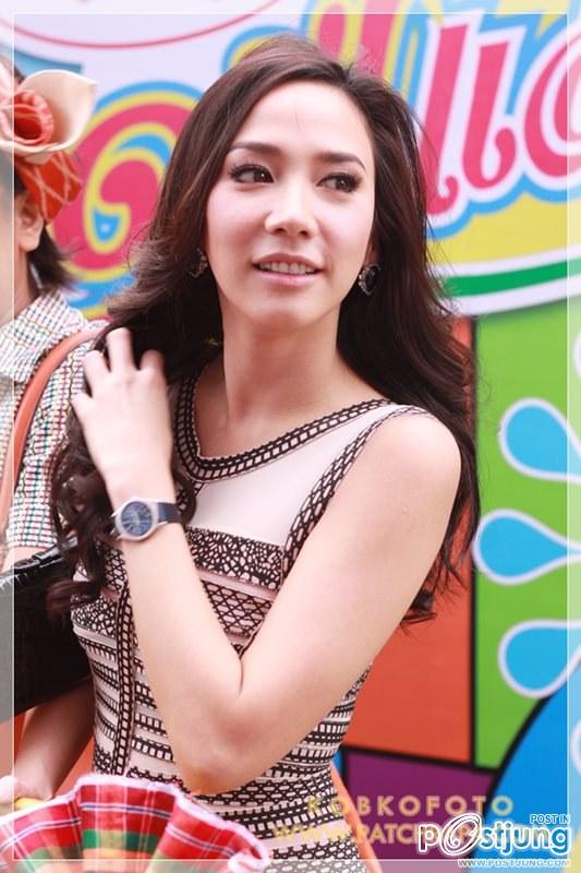 "พัชราภา"สวยเเซ่บส์ @ตำเเหล !