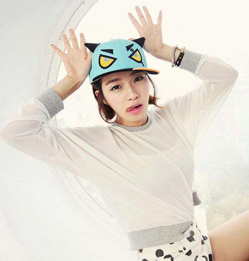 แฟชั่น หมวกแก๊ปเก๋ ๆ แบบฉบับสาวเท่