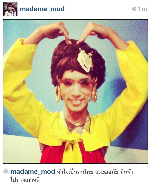 ช่วยหน่อยค่ะ!อยากเข้าวงการมากต้องทำไง่บ้าง?หน้าตาผ่านไหม้ ค่ะ