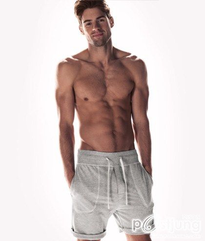 Chad White for H&M : HQ images