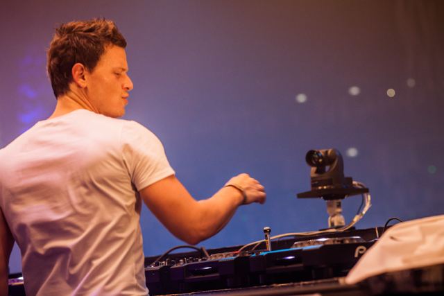 SENSATION : THE OCEAN OF WHITE @ Bangkok Thailand