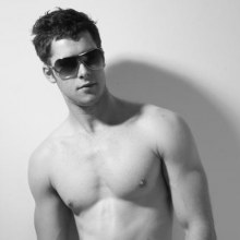 จัดว่าหล่อ