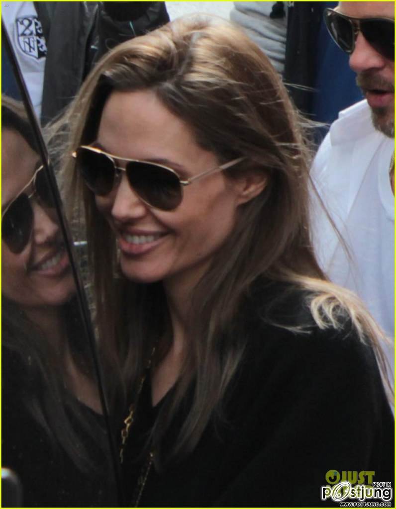 elina Jolie & Brad Pitt: Le Touquet with the Kids!